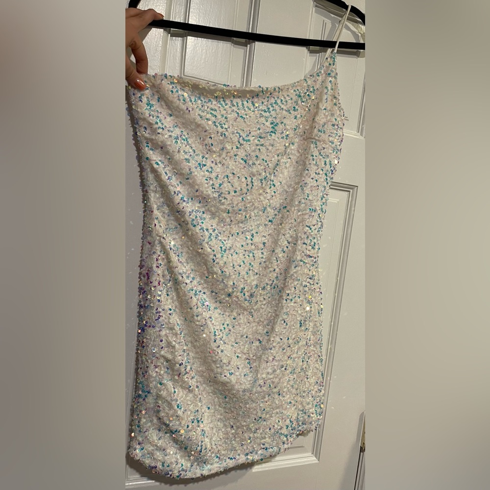Elida One Shoulder Sequin Dress in White